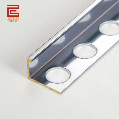 qualité  Straight Brass Profile 2.7m Brass Tile Edge Trim Strips For Bathroom usine