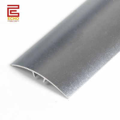 Barres de seuil métalliques en nickel satiné et chêne argenté