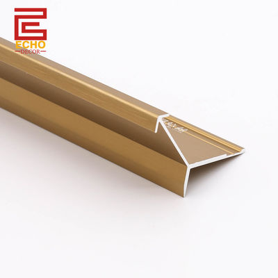 Panneaux muraux en vinyle décoratif en aluminium décoratif en carreaux de coin extérieur